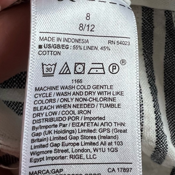 Gap Girlfriend Chino High Waist Blue and White Stripes Shorts. Size 8 - Picture 8 of 14